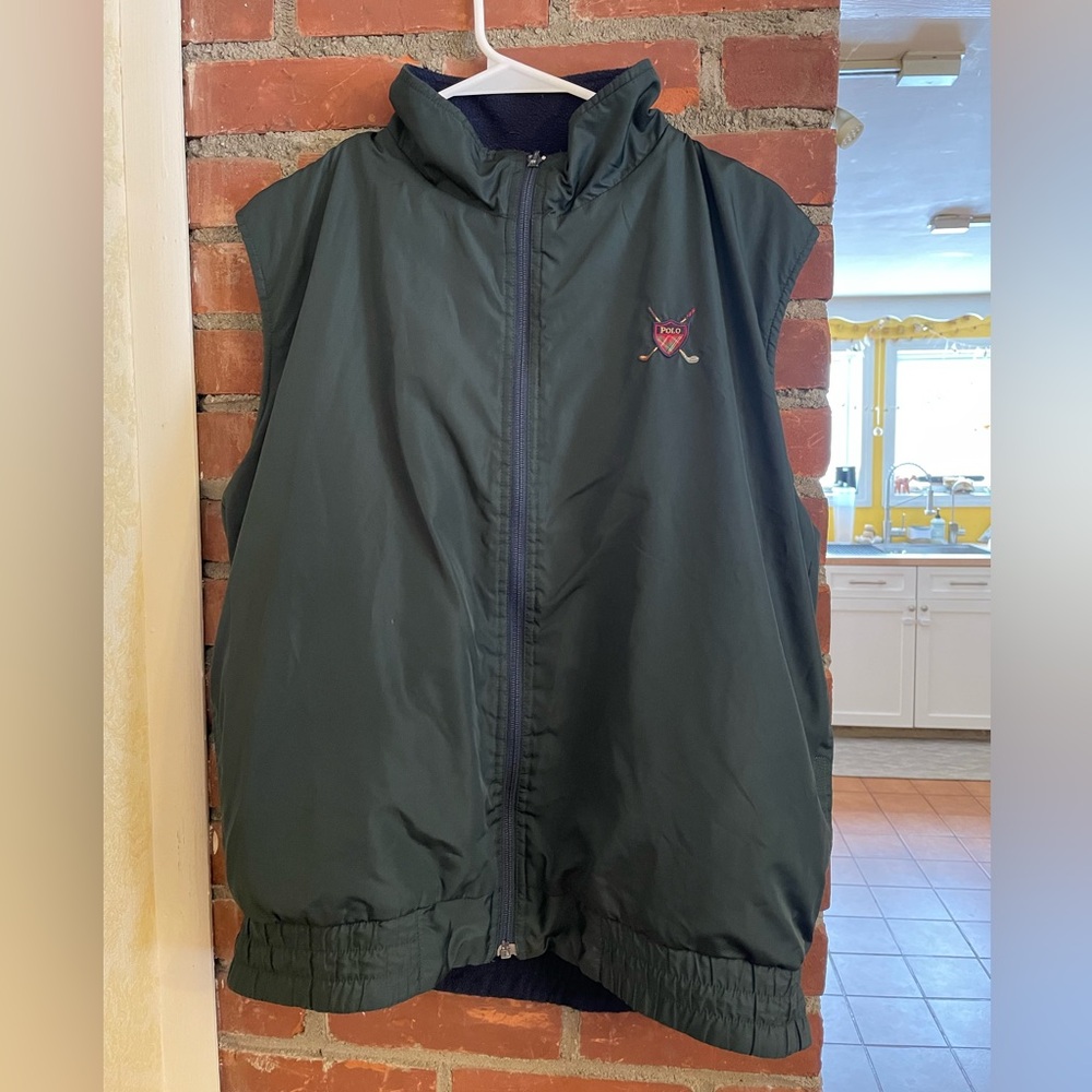 Men's Dark Green Sleeveless Vest